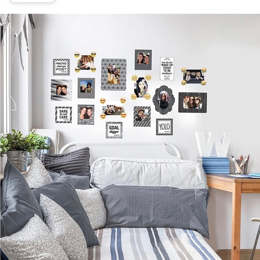 🖼 Peel-off backing Sticker Frames - NWT - Picture 5 of 6